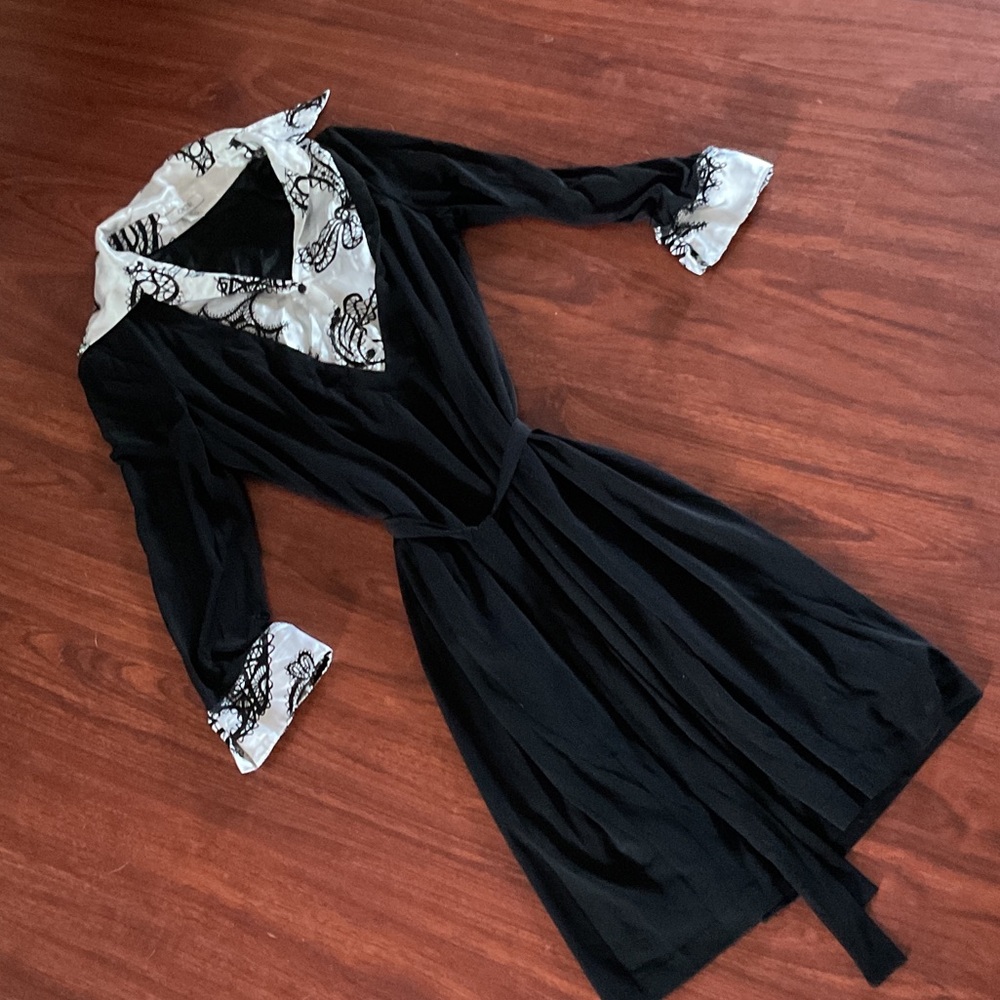Cache Black and White Floral Dress with waist tie size medium